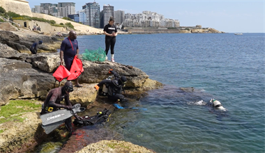 Two underwater clean-ups at Manoel Island by Coast is Clear